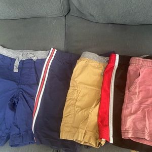 (LOT) Variety Pack boys 5T shorts! Excellent condition! Back to school!
